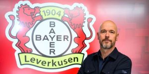 HLV Erik ten Hag giải cứu 2 học trò cũ tại Man United